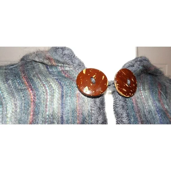 Alpacaloca Ecuadorian Alpaca Blend Cape Shawl Soft Plaid One Size Hooded Button - Picture 2 of 11